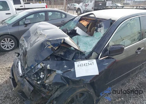 2006 Honda Accord 2.4 Se z USA, uszkodzony, nr VIN 1HGCM56386A063755